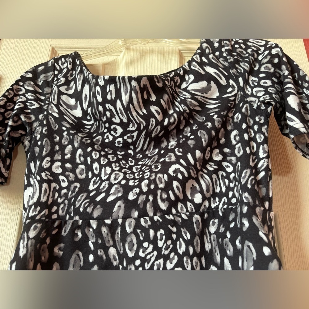 asos Animal Print Dress with Side Shirring For Shape Boatneck, SS Blk, Gray Sz 6 - Picture 3 of 6